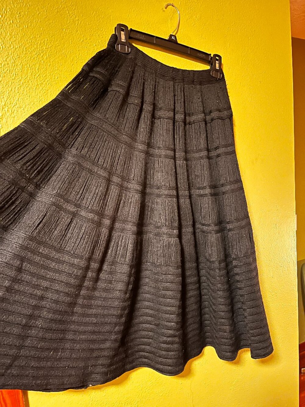 Black Textured Knit Pull-On Midi Skirt A-Line Elastic Waist